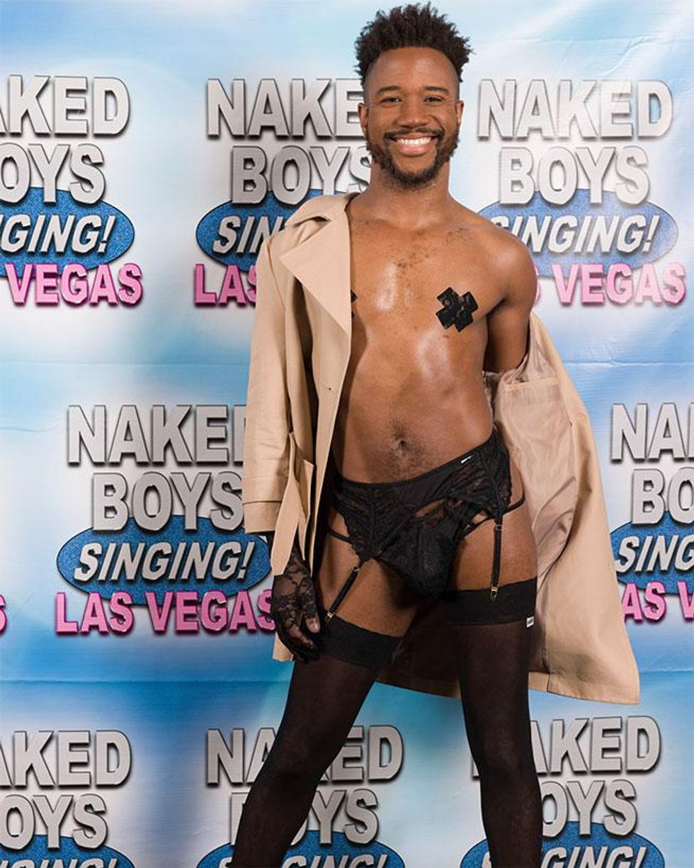 See These Guys Sing Naked In Las Vegas